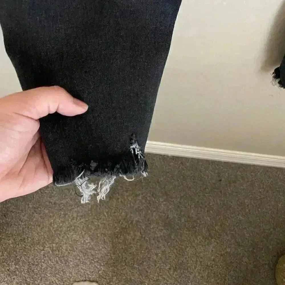 Good American‎ Good Legs Cropped Skinny Jeans - Picture 10 of 16